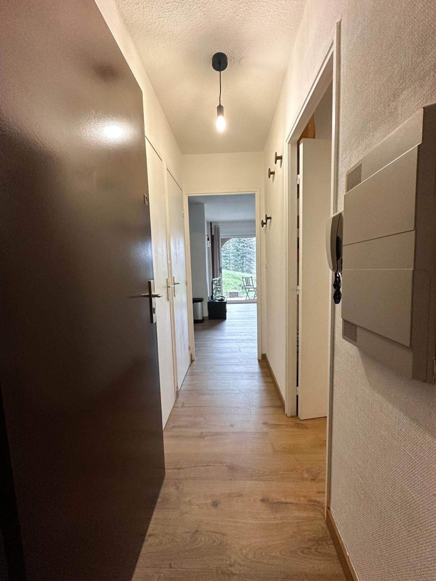 Appartement Tres Calme 2 Chambres Avec Parking Et Jardin Prive Sur Les Hauteurs De Briancon Exterior photo