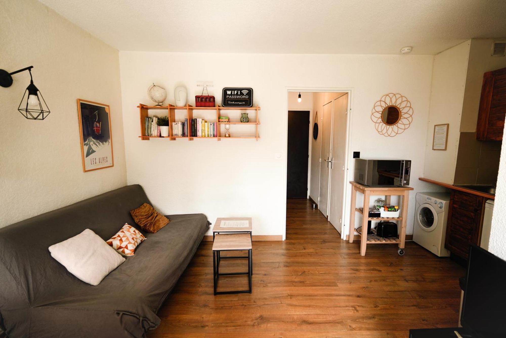Appartement Tres Calme 2 Chambres Avec Parking Et Jardin Prive Sur Les Hauteurs De Briancon Exterior photo