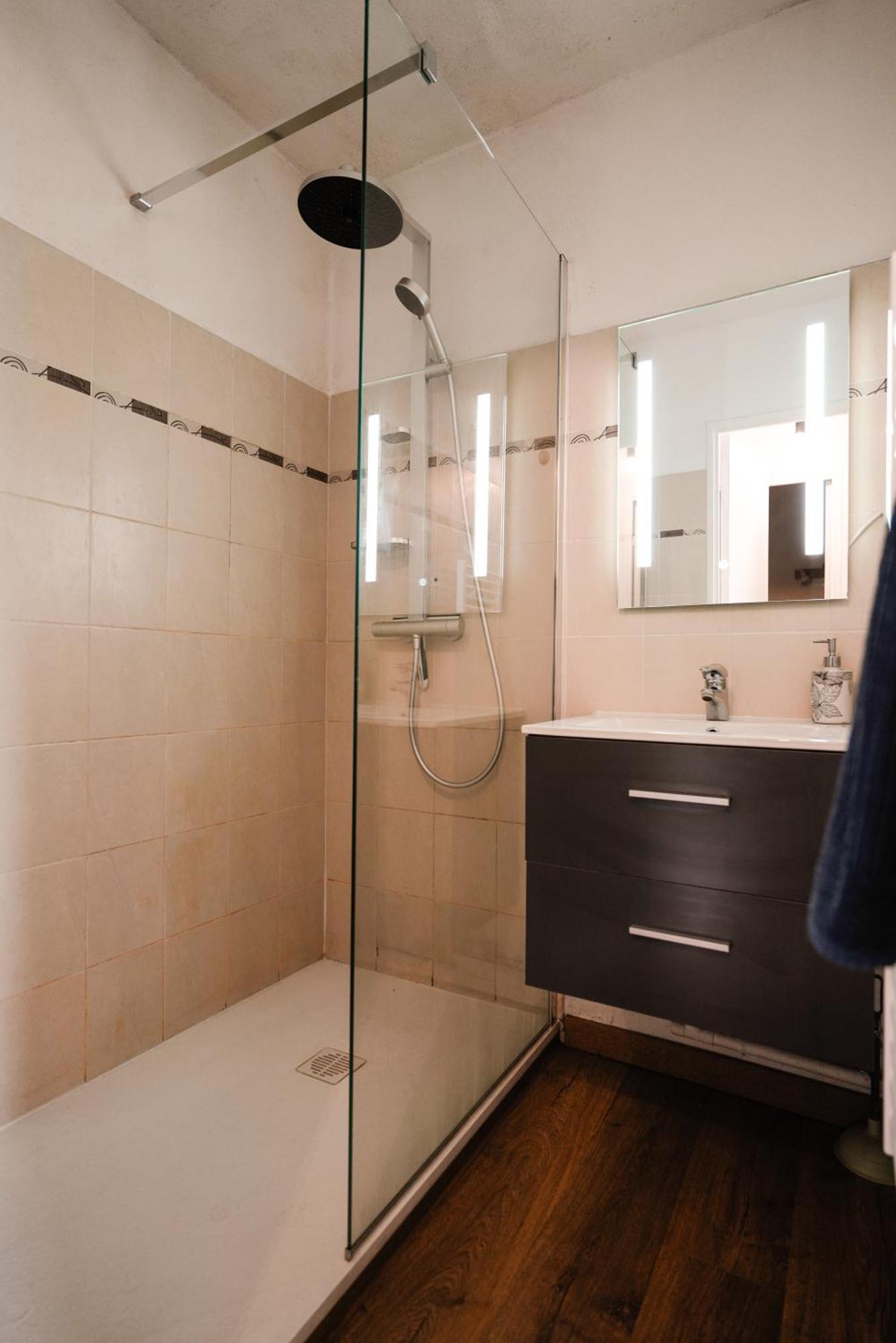 Appartement Tres Calme 2 Chambres Avec Parking Et Jardin Prive Sur Les Hauteurs De Briancon Exterior photo